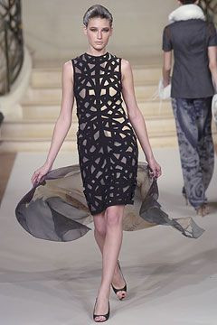 Ralph Rucci fashion show for Autumn/Winter 2004
