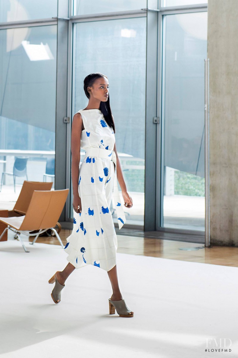 Leila Ndabirabe featured in  the Christophe Lemaire fashion show for Spring/Summer 2015