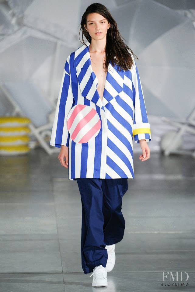 Natali Eydelman featured in  the Jacquemus fashion show for Spring/Summer 2015