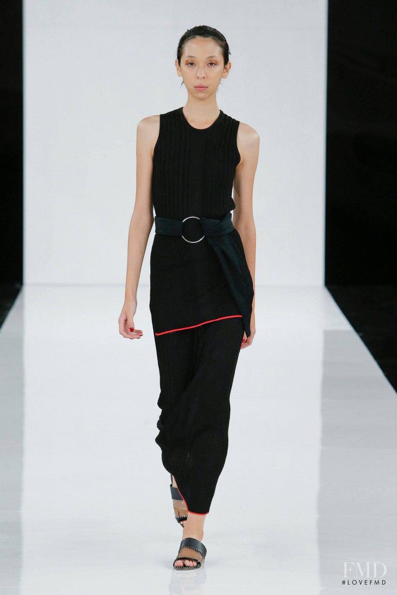 Issa Lish featured in  the EDUN fashion show for Spring/Summer 2015