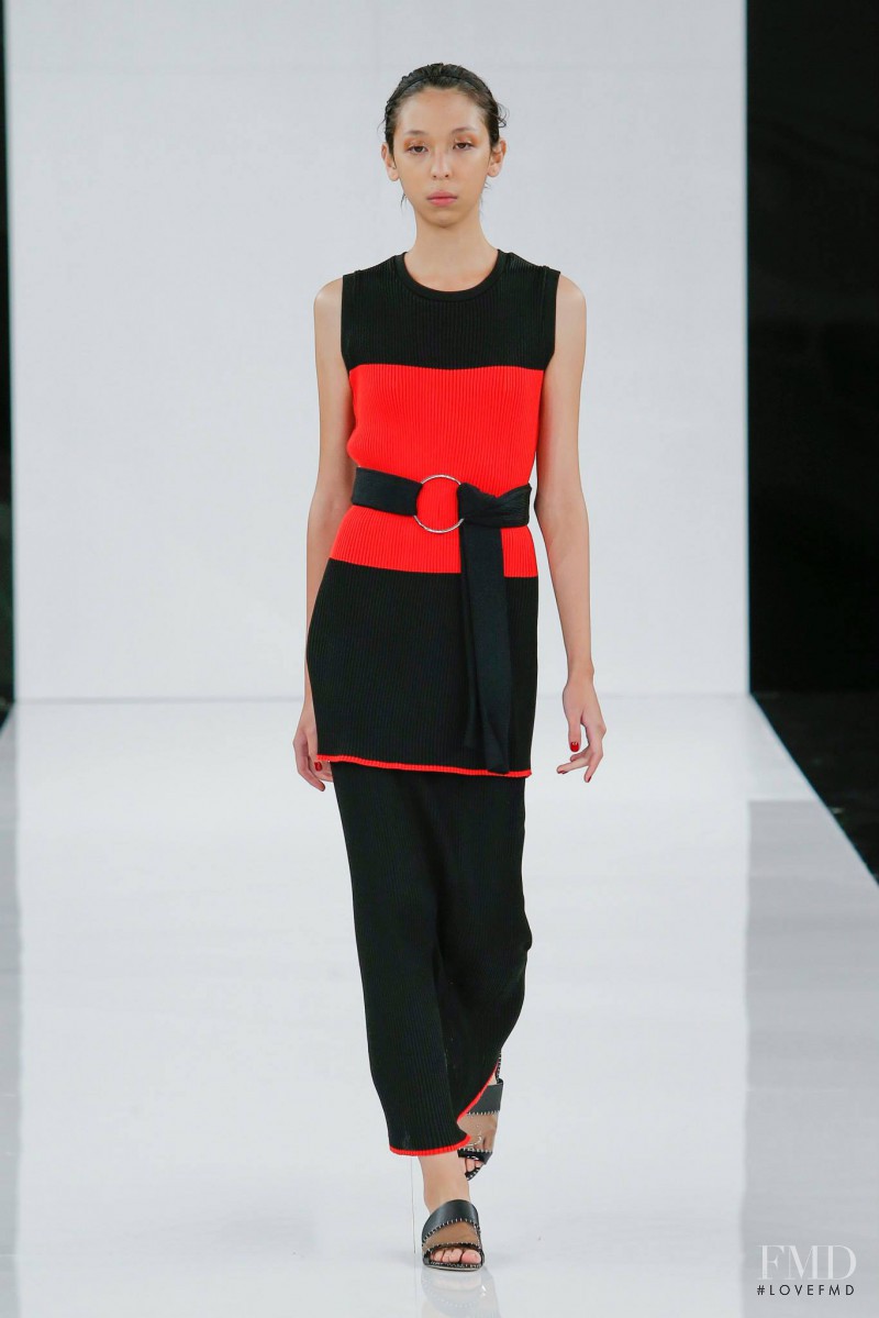 Issa Lish featured in  the EDUN fashion show for Spring/Summer 2015