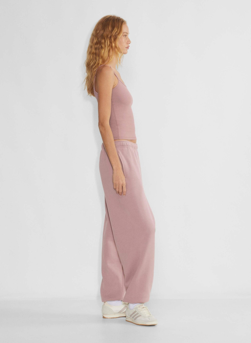 Tess Summer Carter featured in  the Aritzia catalogue for Spring/Summer 2025