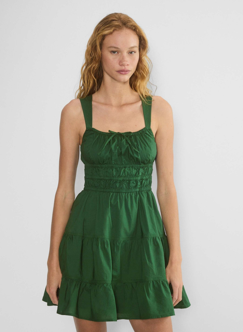 Tess Summer Carter featured in  the Aritzia catalogue for Spring/Summer 2025