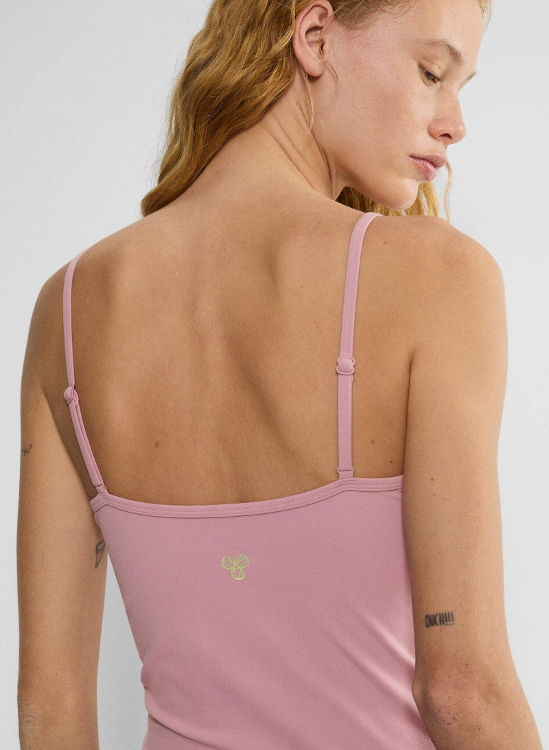 Tess Summer Carter featured in  the Aritzia catalogue for Spring/Summer 2025