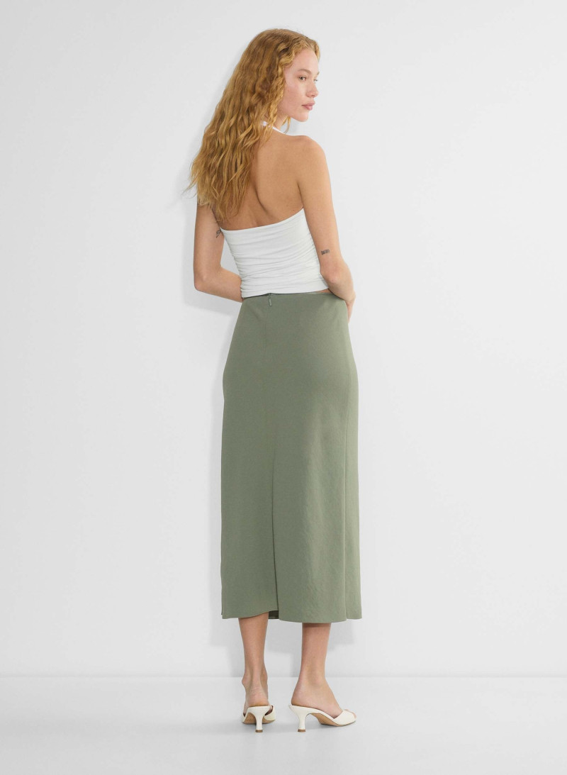 Tess Summer Carter featured in  the Aritzia catalogue for Spring/Summer 2025