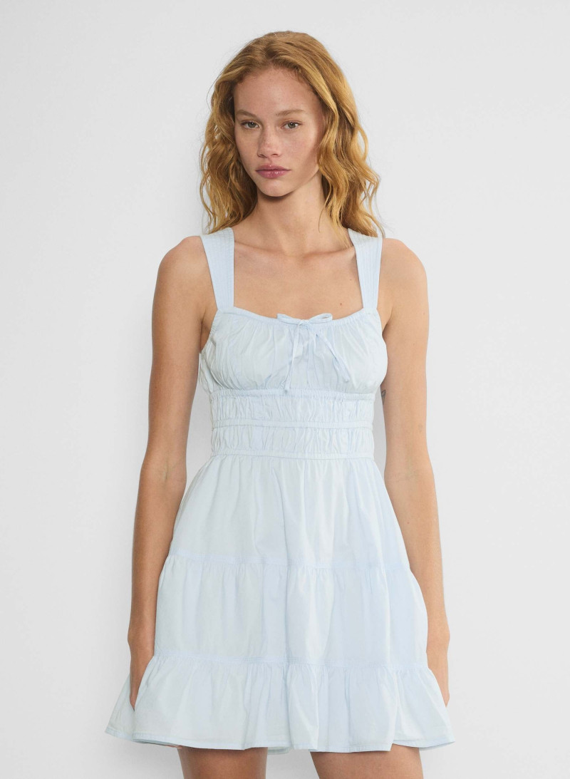 Tess Summer Carter featured in  the Aritzia catalogue for Spring/Summer 2025