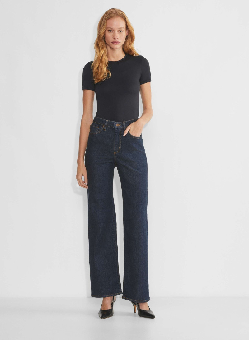 Tess Summer Carter featured in  the Aritzia catalogue for Spring/Summer 2025