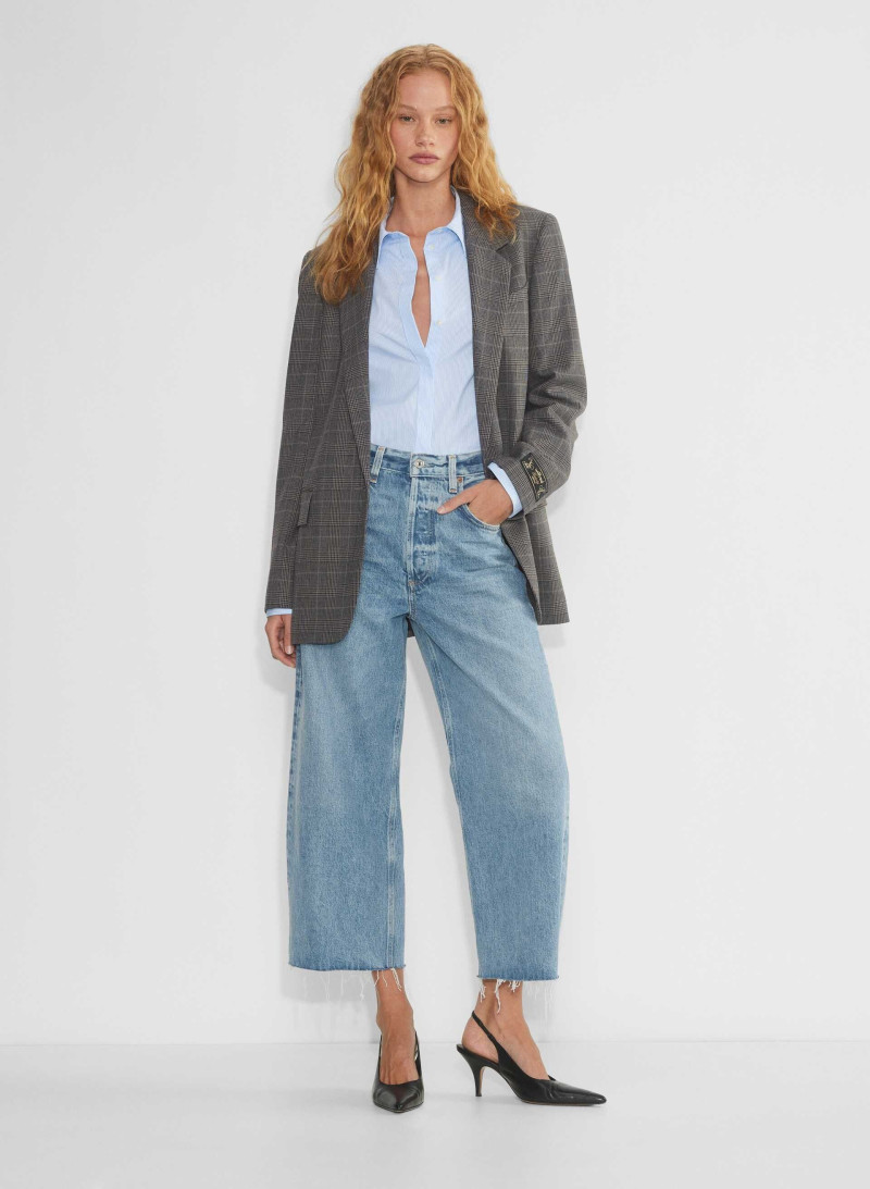 Tess Summer Carter featured in  the Aritzia catalogue for Spring/Summer 2025
