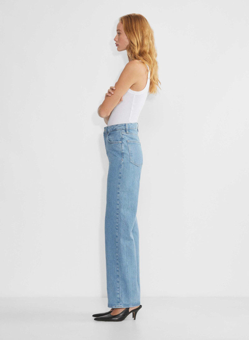 Tess Summer Carter featured in  the Aritzia catalogue for Spring/Summer 2025