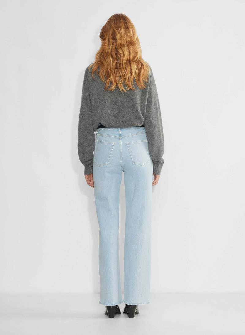 Tess Summer Carter featured in  the Aritzia catalogue for Spring/Summer 2025