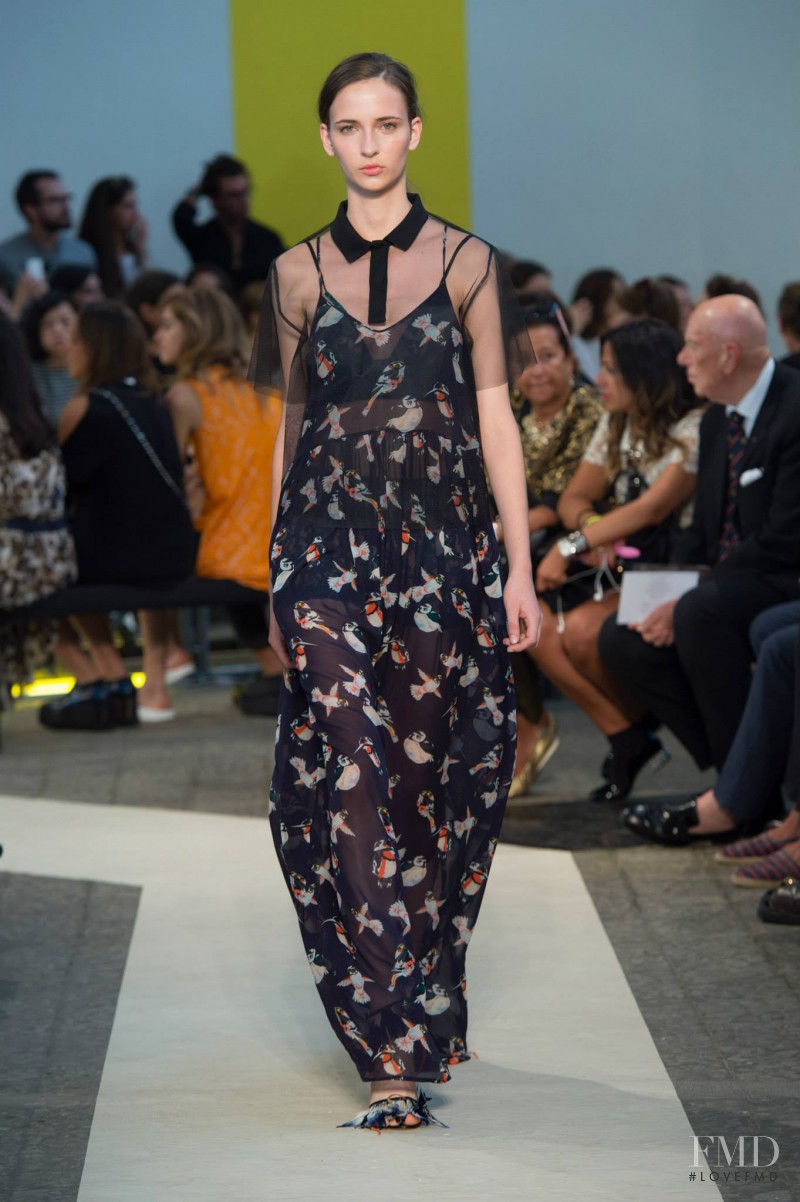 Waleska Gorczevski featured in  the MSGM fashion show for Spring/Summer 2015