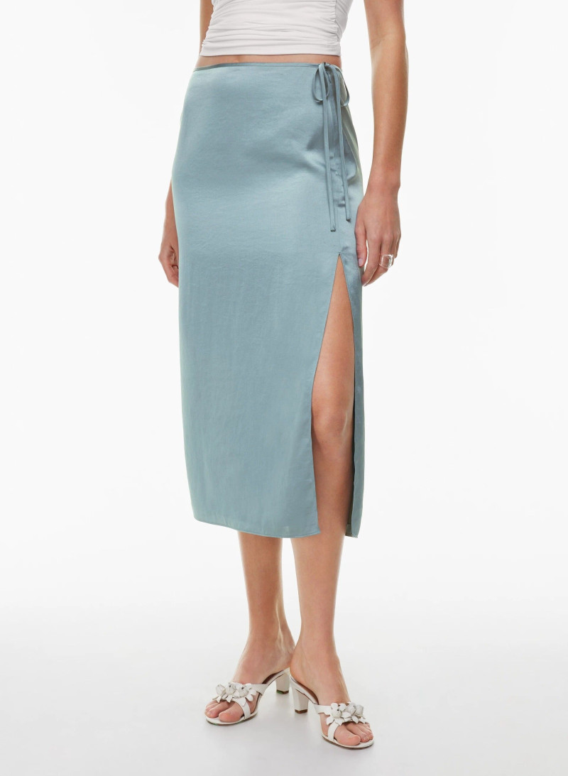 Tess Summer Carter featured in  the Aritzia catalogue for Spring/Summer 2024