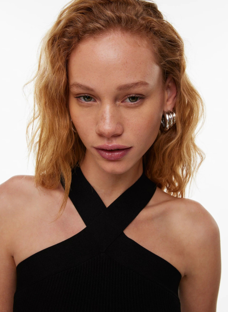Tess Summer Carter featured in  the Aritzia catalogue for Spring/Summer 2024