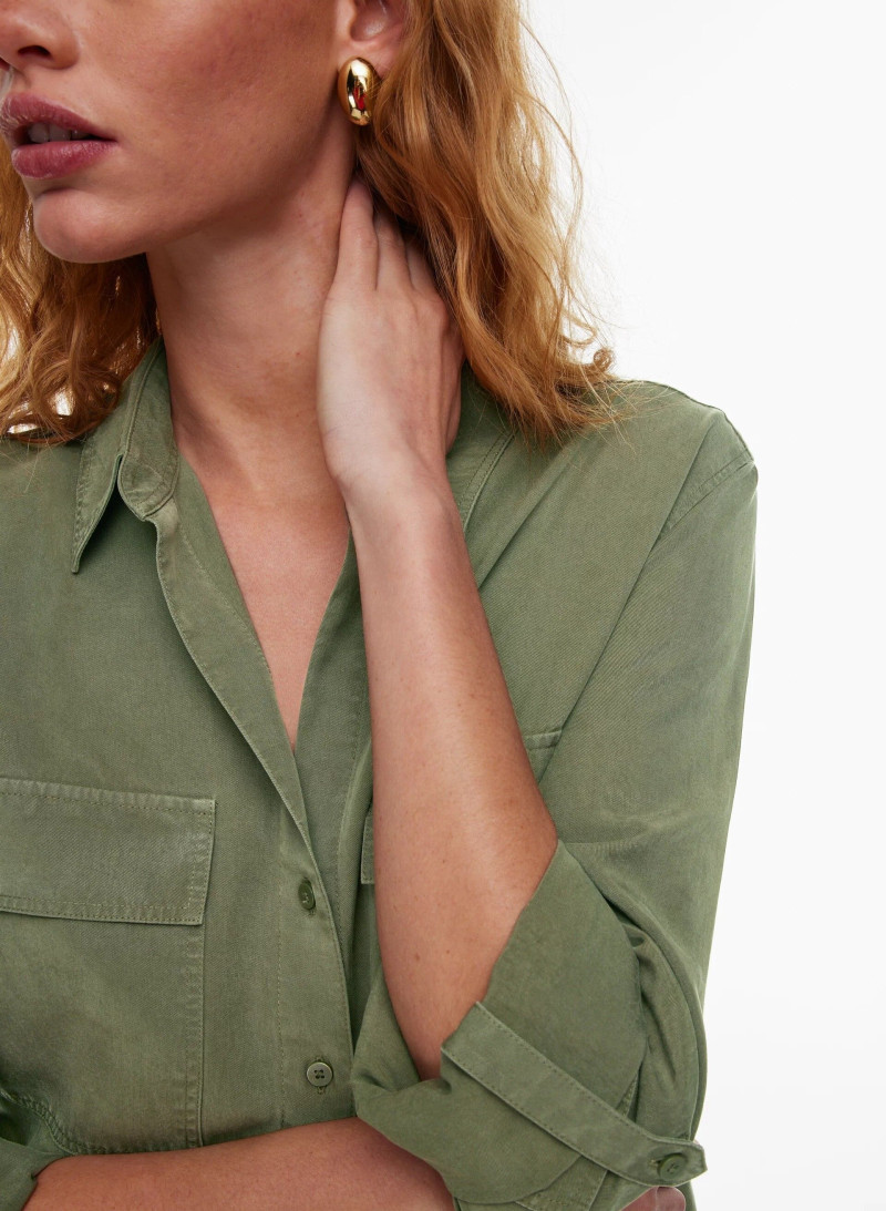 Tess Summer Carter featured in  the Aritzia catalogue for Spring/Summer 2024