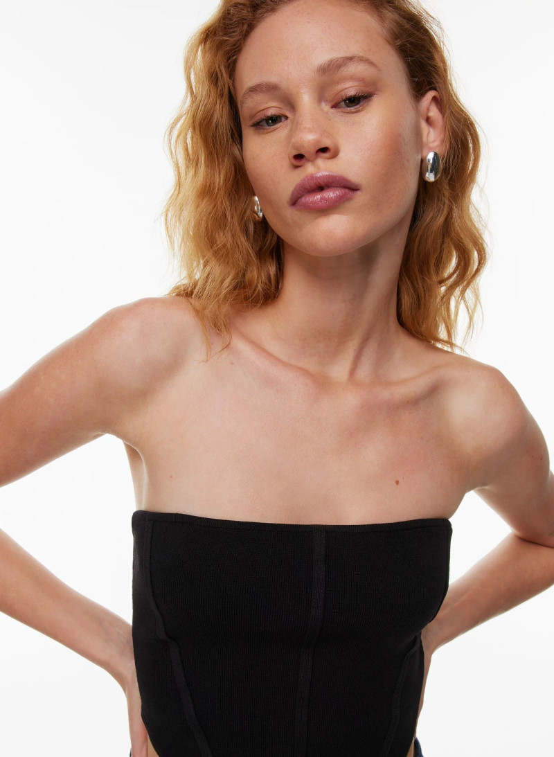 Tess Summer Carter featured in  the Aritzia catalogue for Spring/Summer 2024