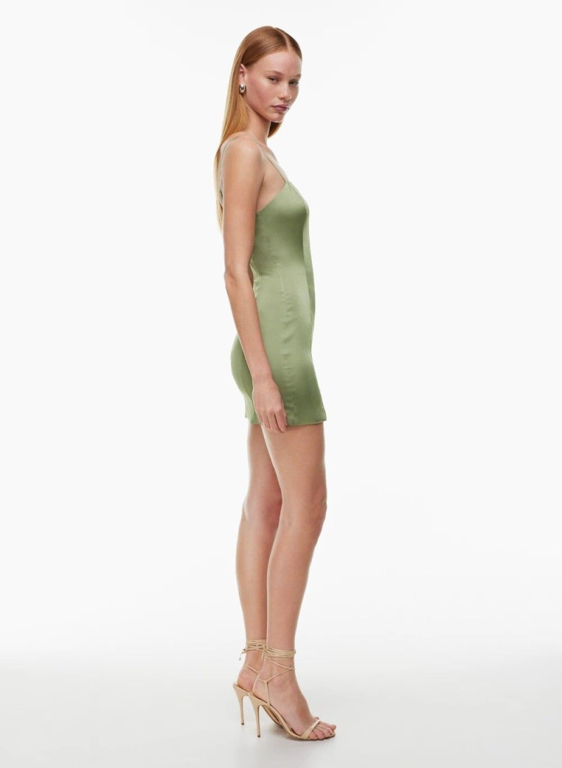 Tess Summer Carter featured in  the Aritzia catalogue for Spring/Summer 2024