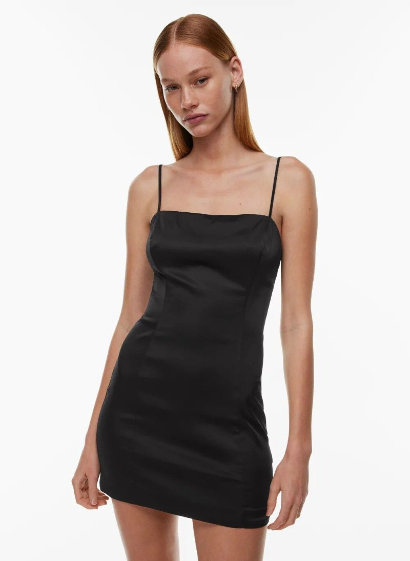 Tess Summer Carter featured in  the Aritzia catalogue for Spring/Summer 2024