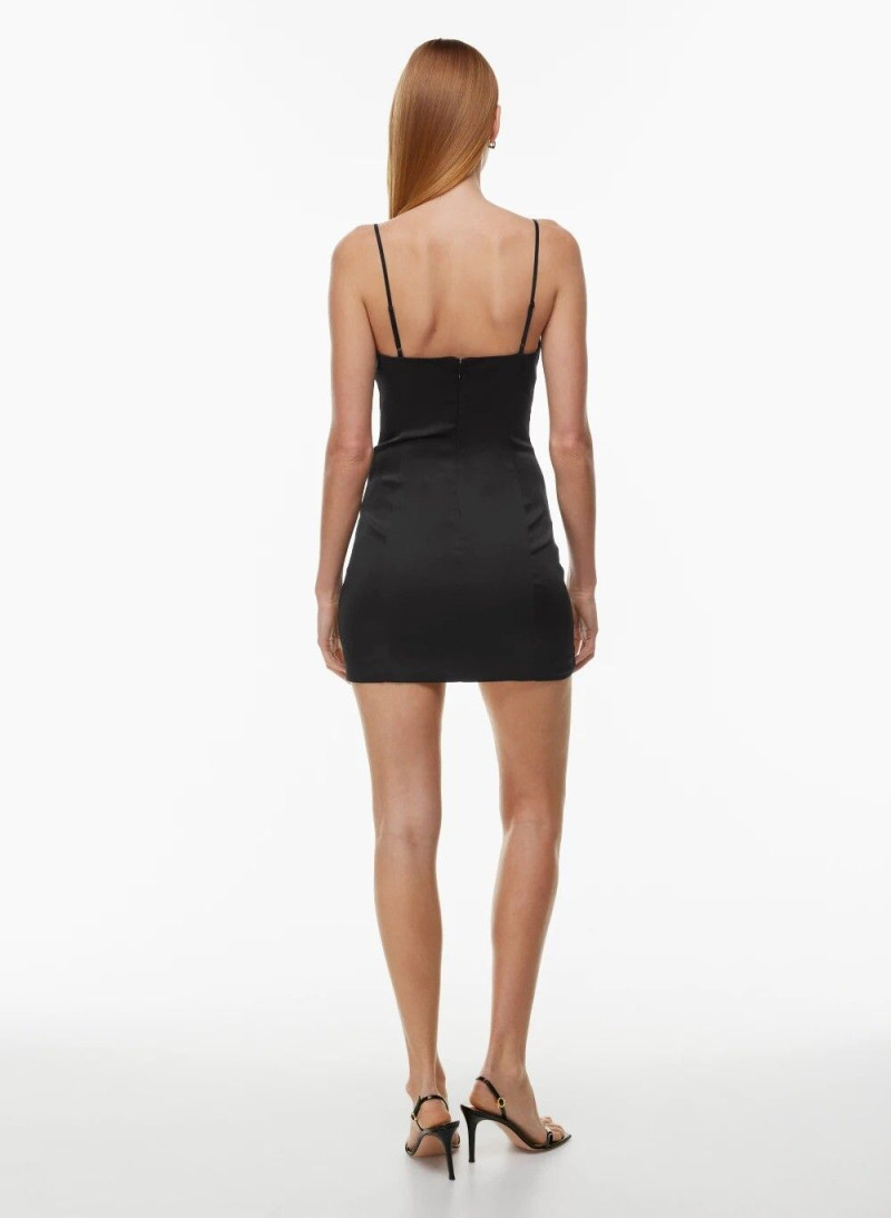 Tess Summer Carter featured in  the Aritzia catalogue for Spring/Summer 2024
