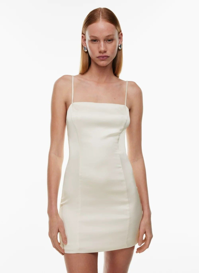 Tess Summer Carter featured in  the Aritzia catalogue for Spring/Summer 2024