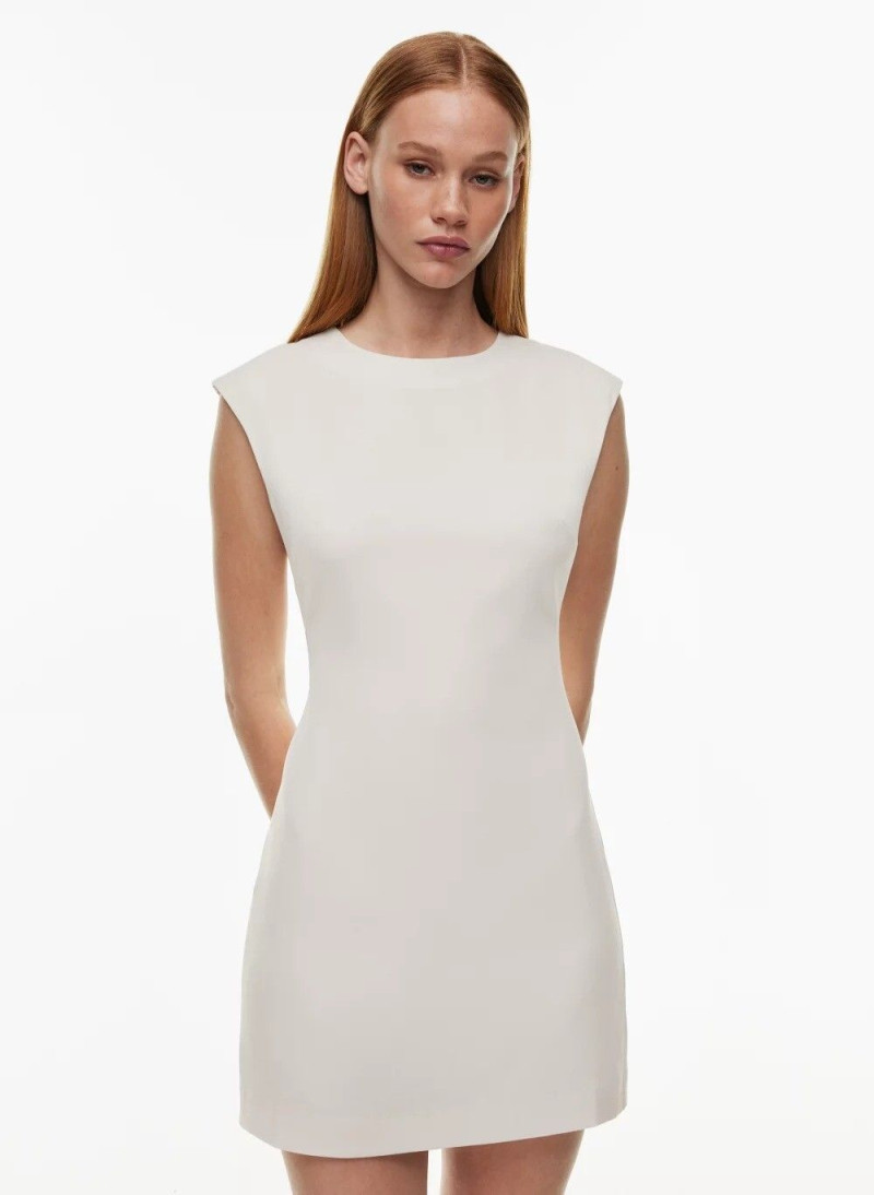 Tess Summer Carter featured in  the Aritzia catalogue for Spring/Summer 2024