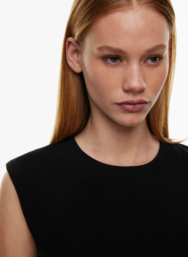 Tess Summer Carter featured in  the Aritzia catalogue for Spring/Summer 2024