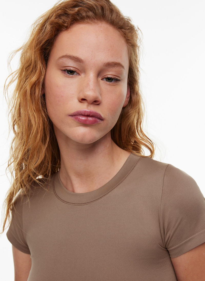 Tess Summer Carter featured in  the Aritzia catalogue for Spring/Summer 2024