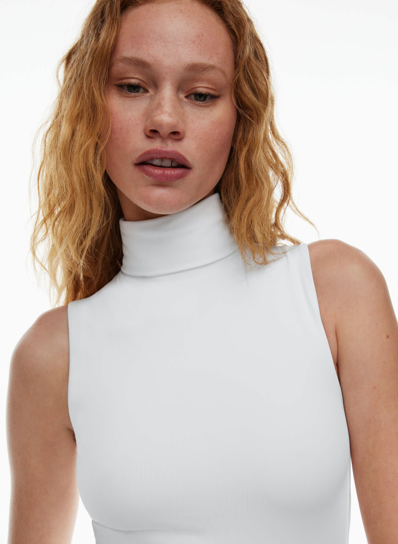 Tess Summer Carter featured in  the Aritzia catalogue for Spring/Summer 2024