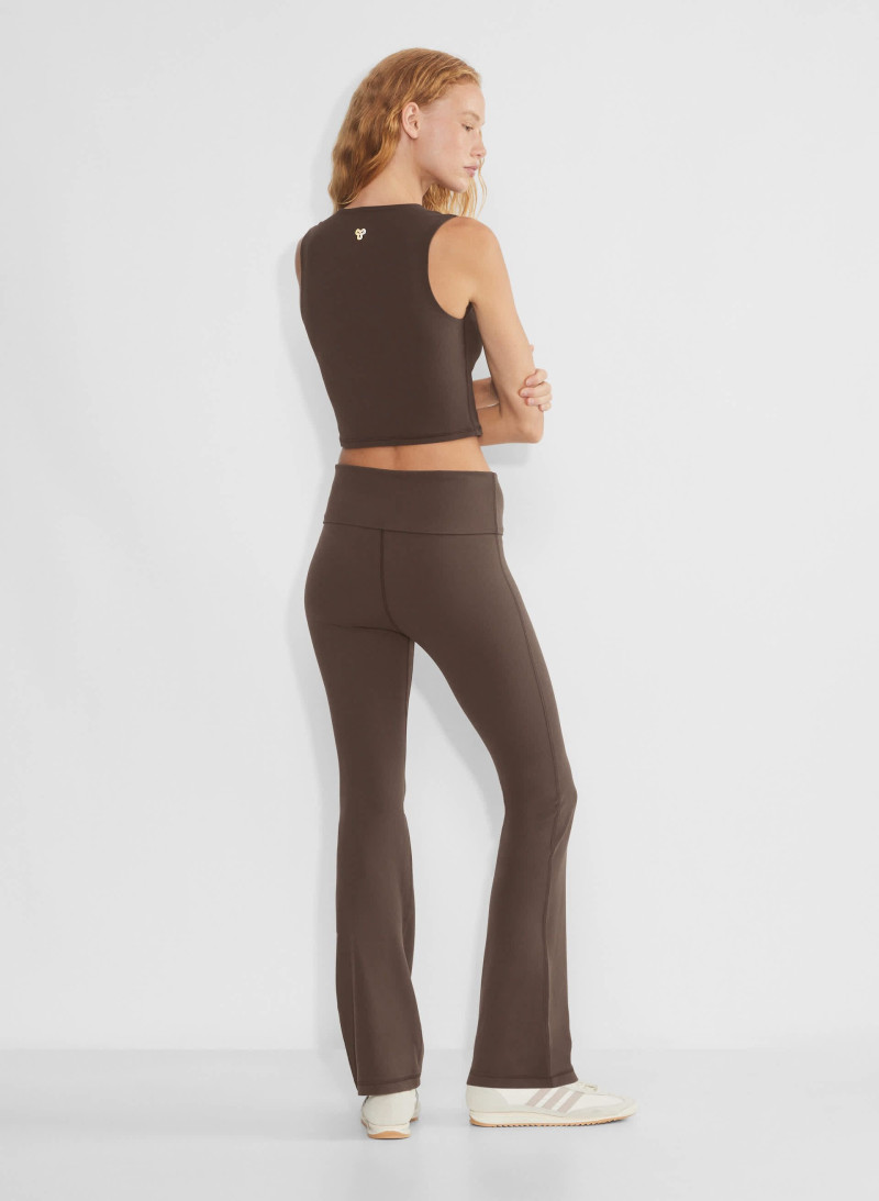 Tess Summer Carter featured in  the Aritzia catalogue for Winter 2024