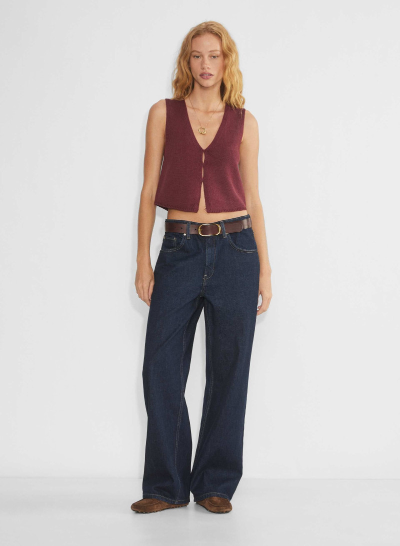 Tess Summer Carter featured in  the Aritzia catalogue for Winter 2024