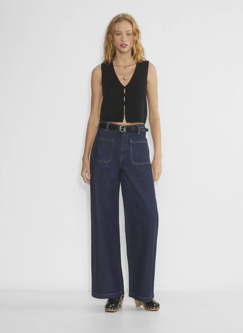 Tess Summer Carter featured in  the Aritzia catalogue for Winter 2024