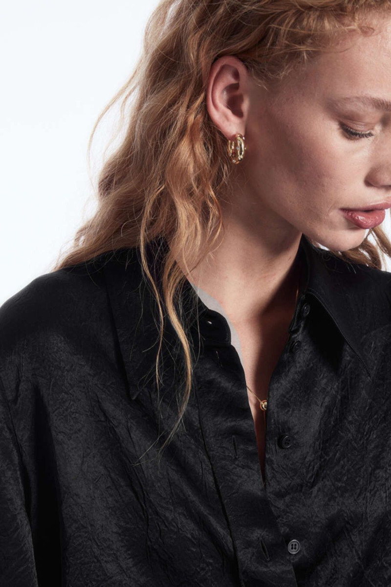 Tess Summer Carter featured in  the Cos Sweden catalogue for Spring/Summer 2024