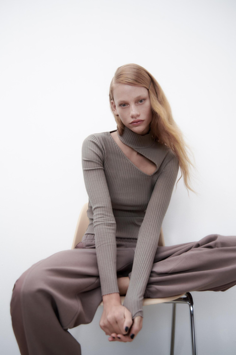 Tess Summer Carter featured in  the Zara catalogue for Spring/Summer 2023