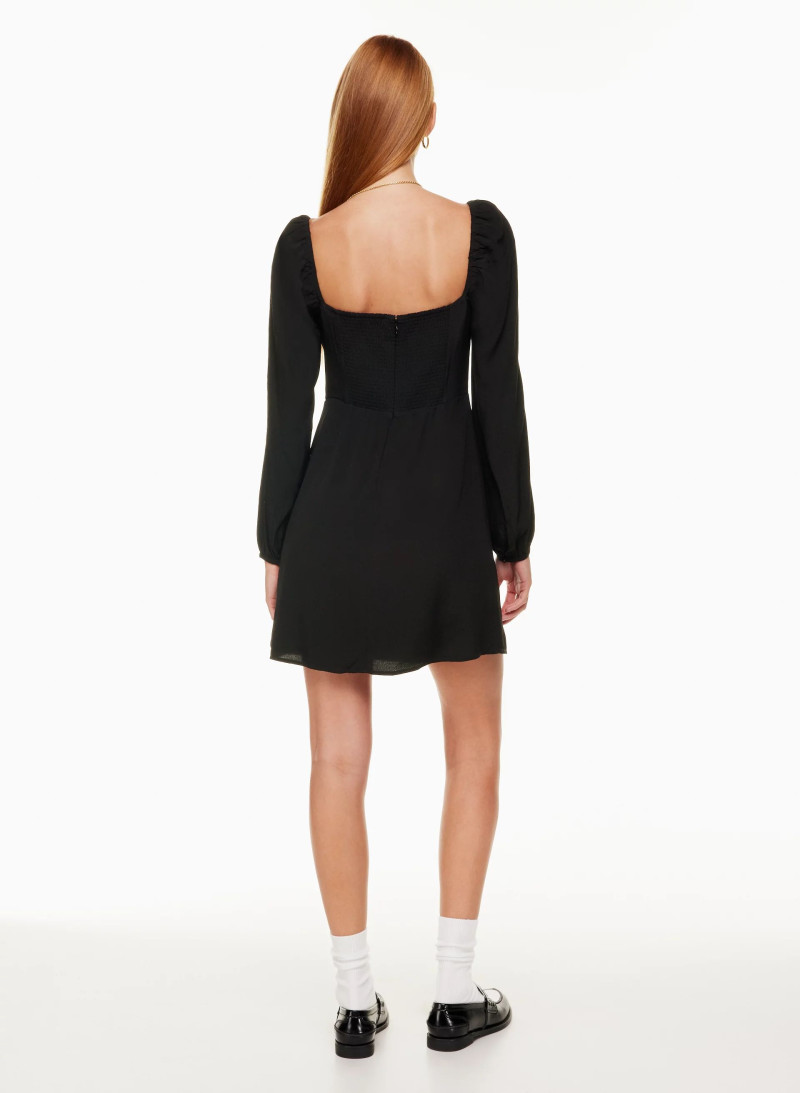 Tess Summer Carter featured in  the Aritzia catalogue for Spring/Summer 2023