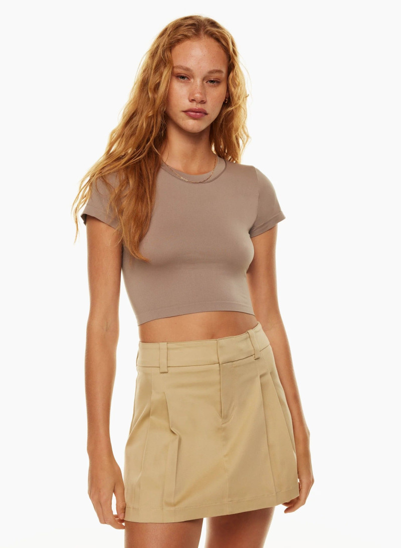 Tess Summer Carter featured in  the Aritzia catalogue for Spring/Summer 2023