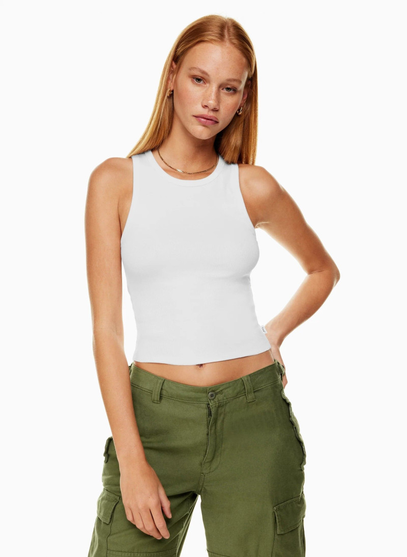 Tess Summer Carter featured in  the Aritzia catalogue for Spring/Summer 2023