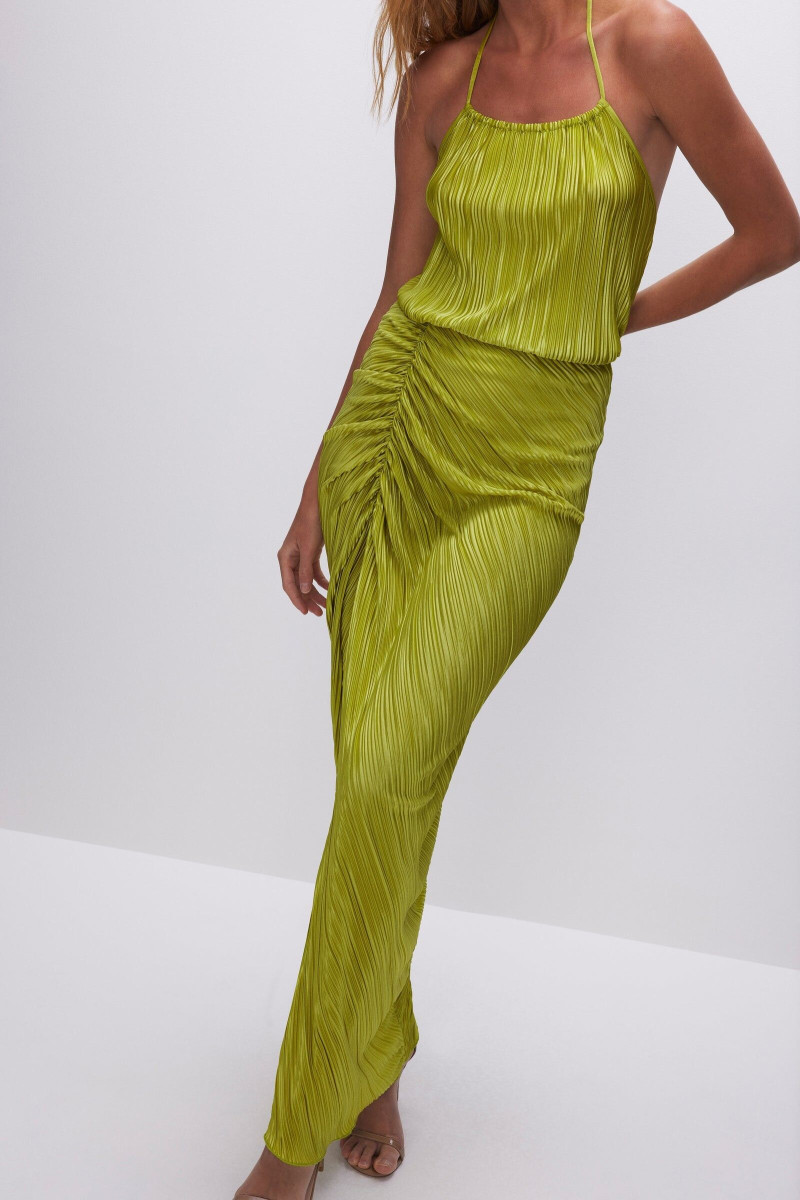 Tess Summer Carter featured in  the Good American catalogue for Spring/Summer 2023