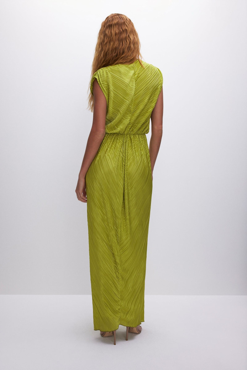 Tess Summer Carter featured in  the Good American catalogue for Spring/Summer 2023