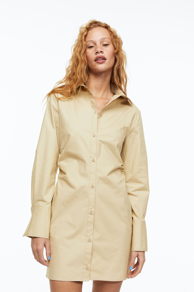 Tess Summer Carter featured in  the H&M catalogue for Spring/Summer 2023