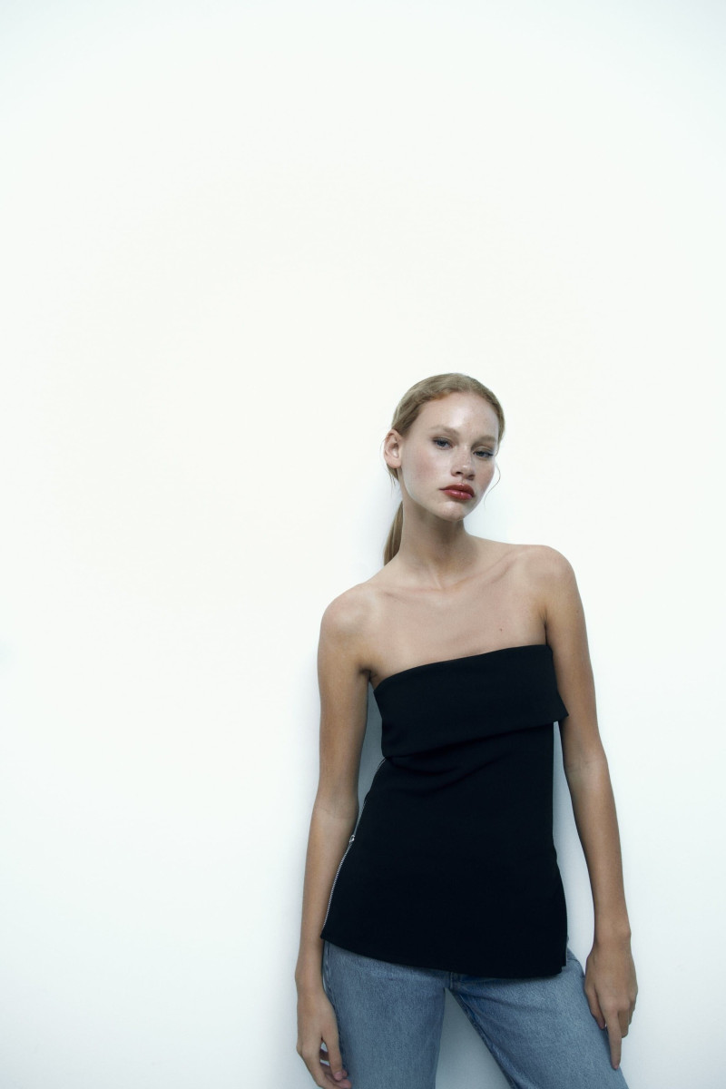 Tess Summer Carter featured in  the Zara catalogue for Spring 2023