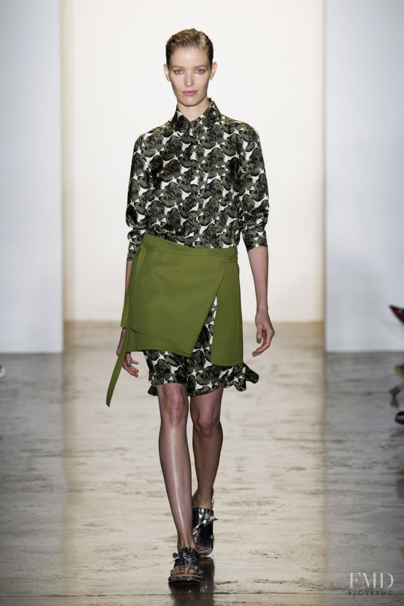 Alisa Ahmann featured in  the Peter Som fashion show for Spring/Summer 2015