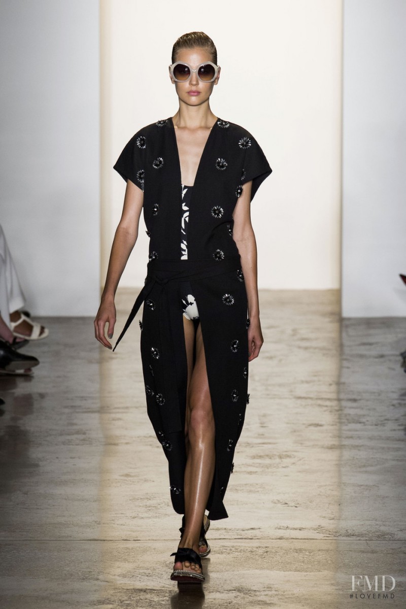 Elisabeth Erm featured in  the Peter Som fashion show for Spring/Summer 2015