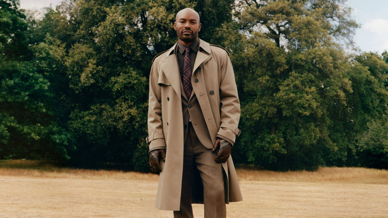 Tyson Beckford featured in  the Burberry Its Always Burberry Weather: Postcards from London advertisement for Winter 2025