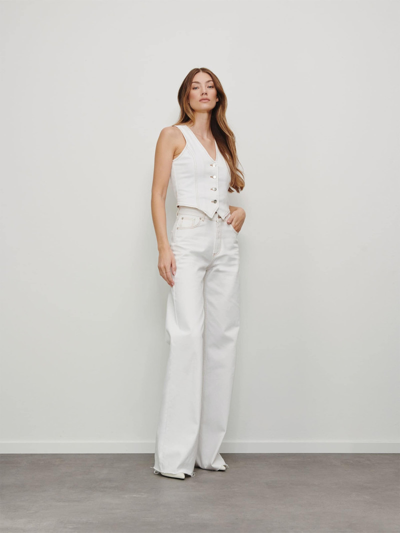 Lorena Rae featured in  the RAERE catalogue for Spring 2025
