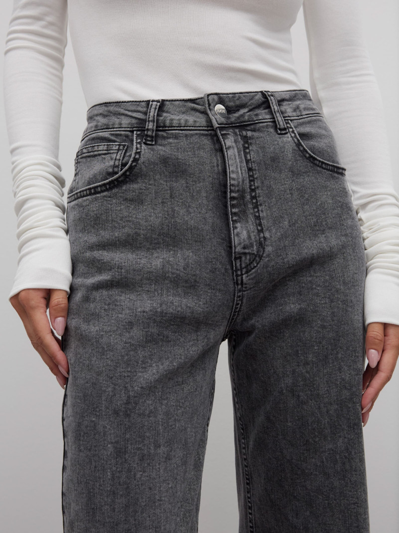 RAERE The Staples Collection catalogue for Pre-Fall 2024
