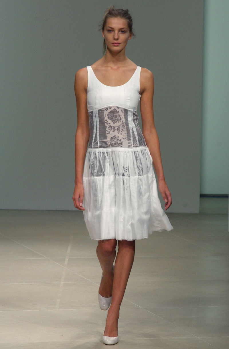Jil Sander fashion show for Spring/Summer 2004