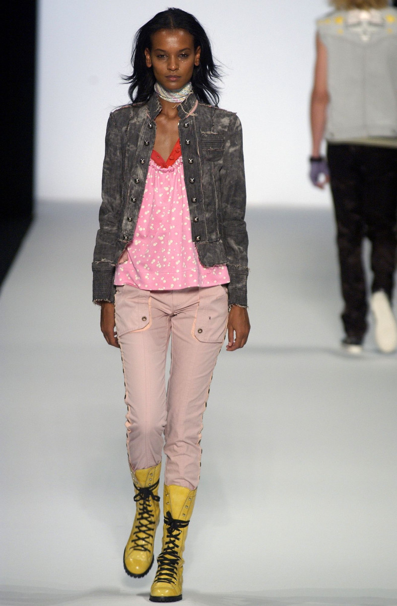 Marc by Marc Jacobs fashion show for Spring/Summer 2004