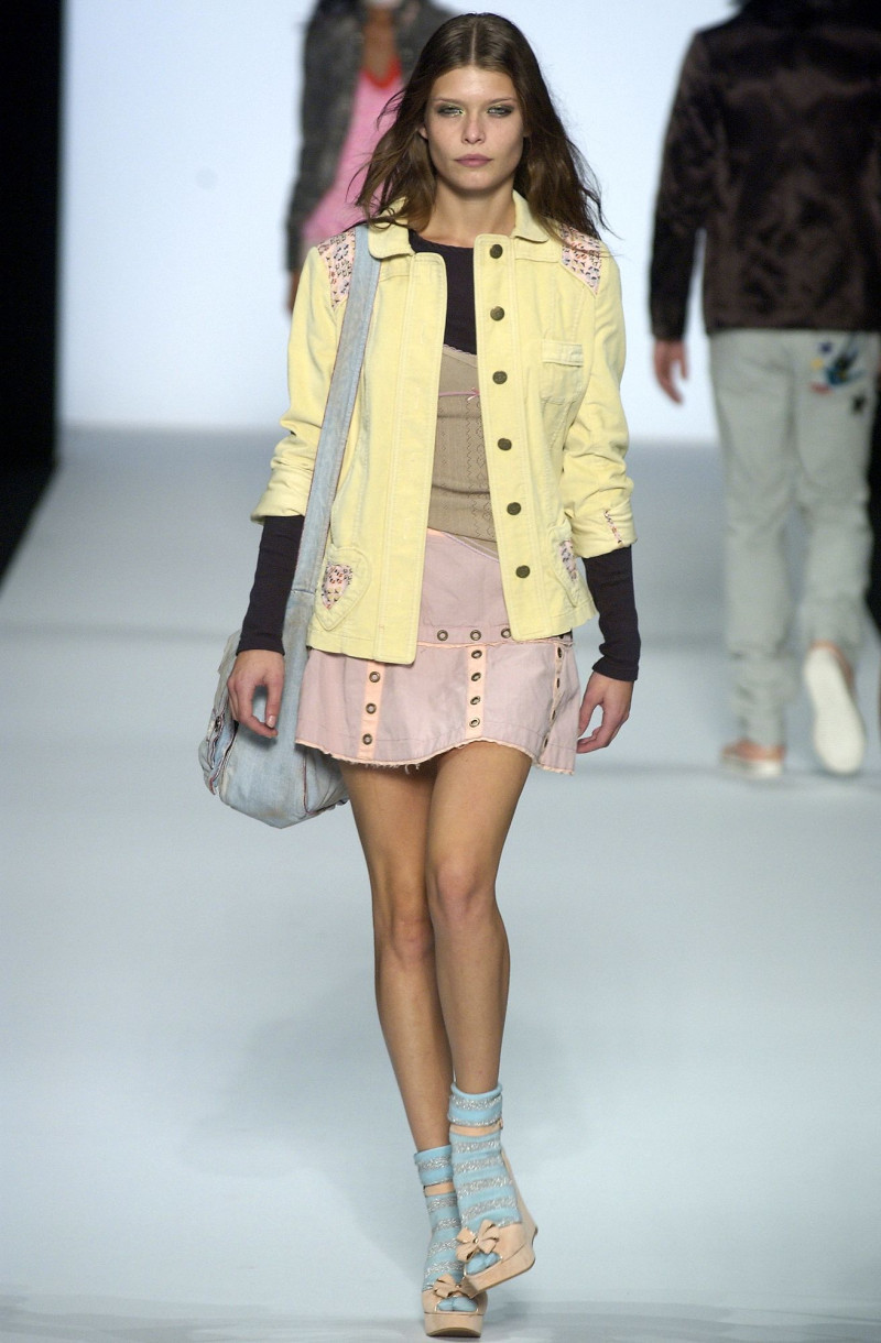 Marc by Marc Jacobs fashion show for Spring/Summer 2004