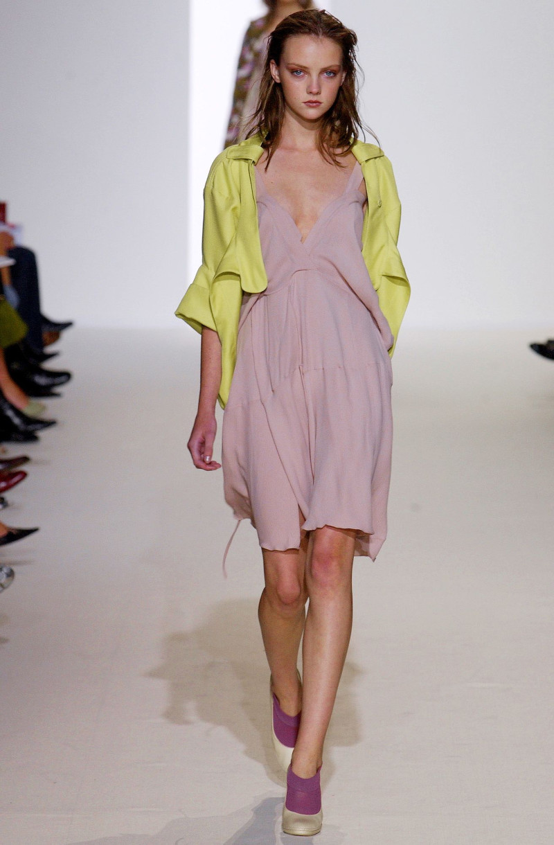 Marni fashion show for Spring/Summer 2004