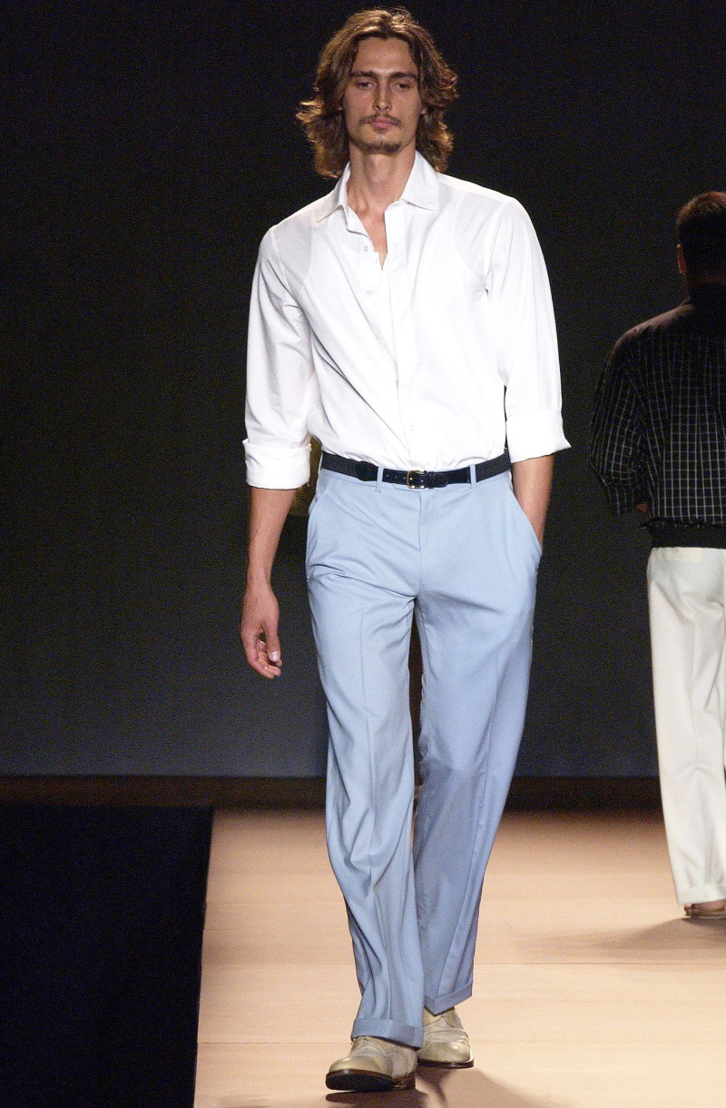 Miguel Adrover fashion show for Spring/Summer 2004