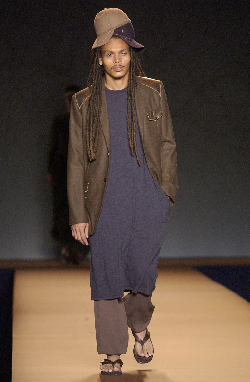 Miguel Adrover fashion show for Spring/Summer 2004
